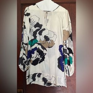 Dept size small dress